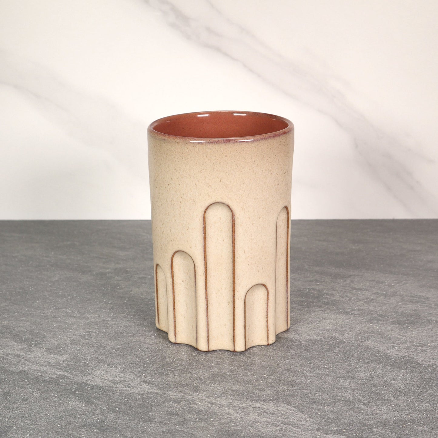 Beige Exterior / Red Interior 16 oz Round Indented Stoneware Cup