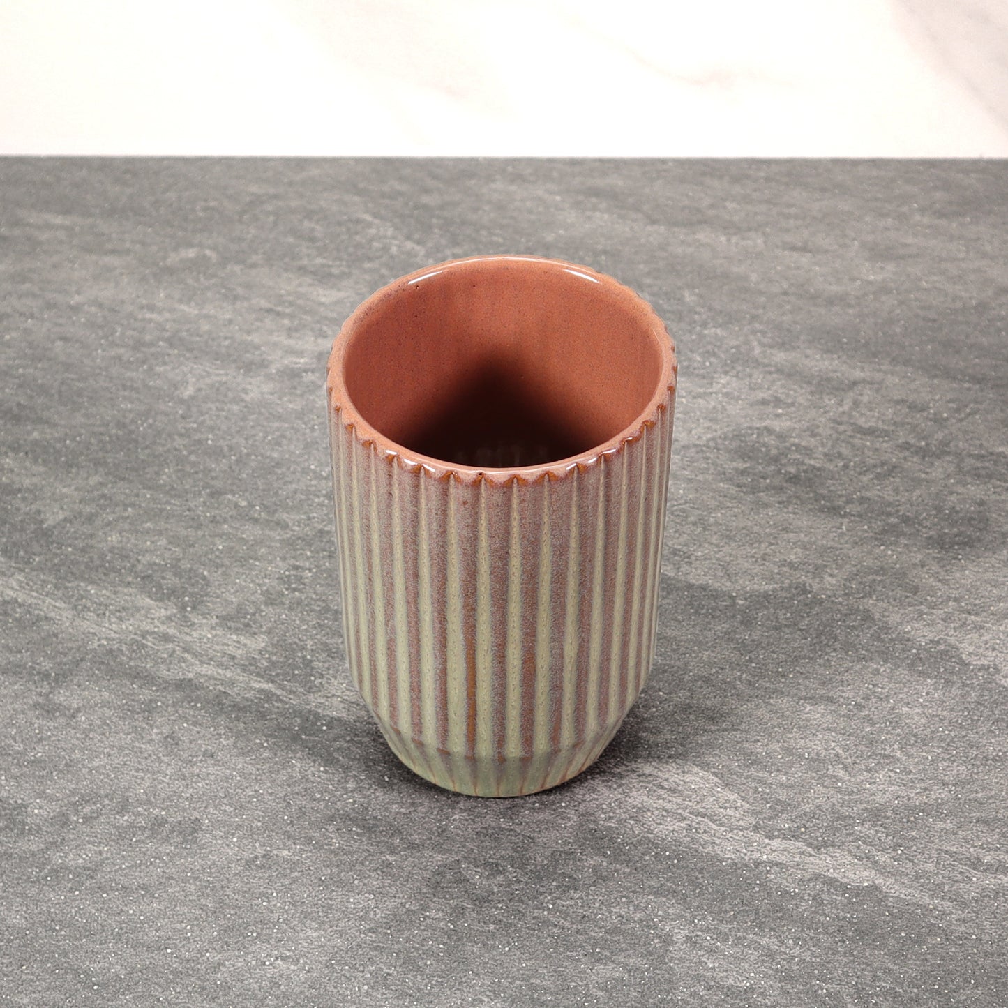 Green and Red Round Ribbed Stoneware Ceramic Mug