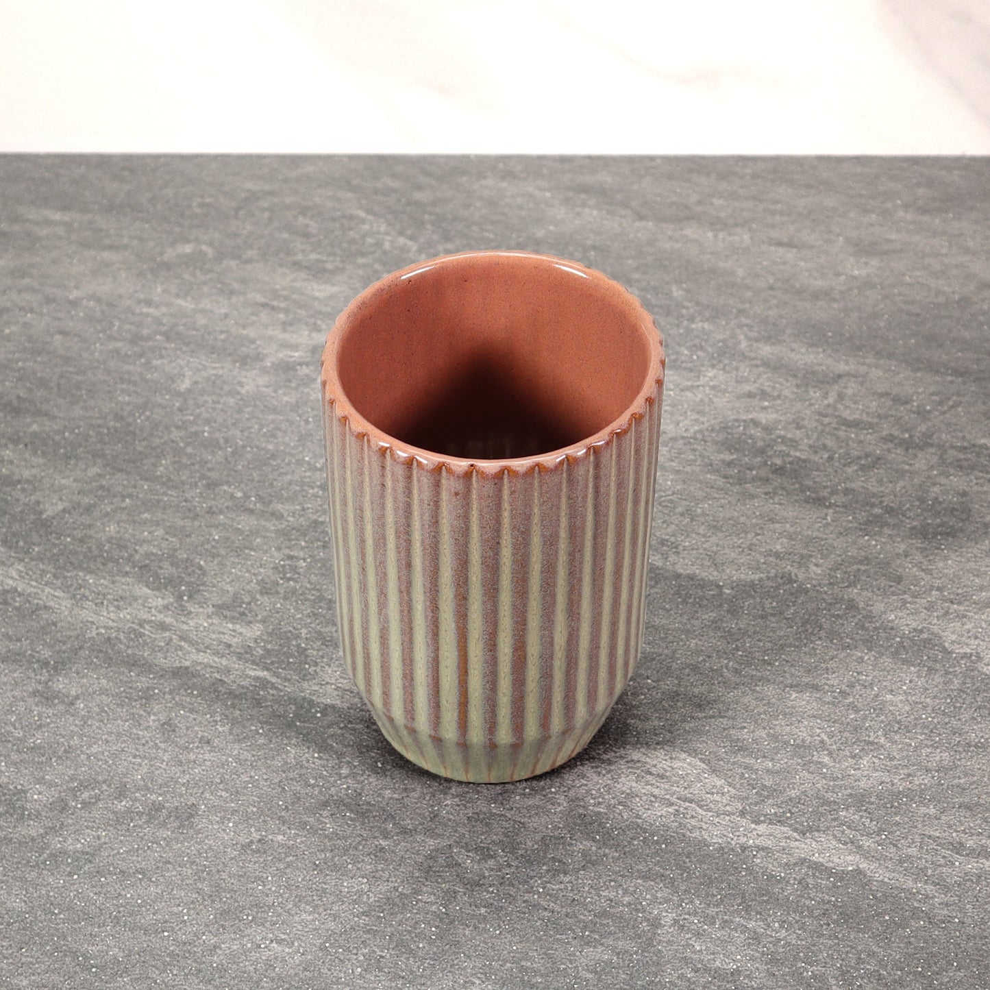 Green and Red Round Ribbed Stoneware Ceramic Mug