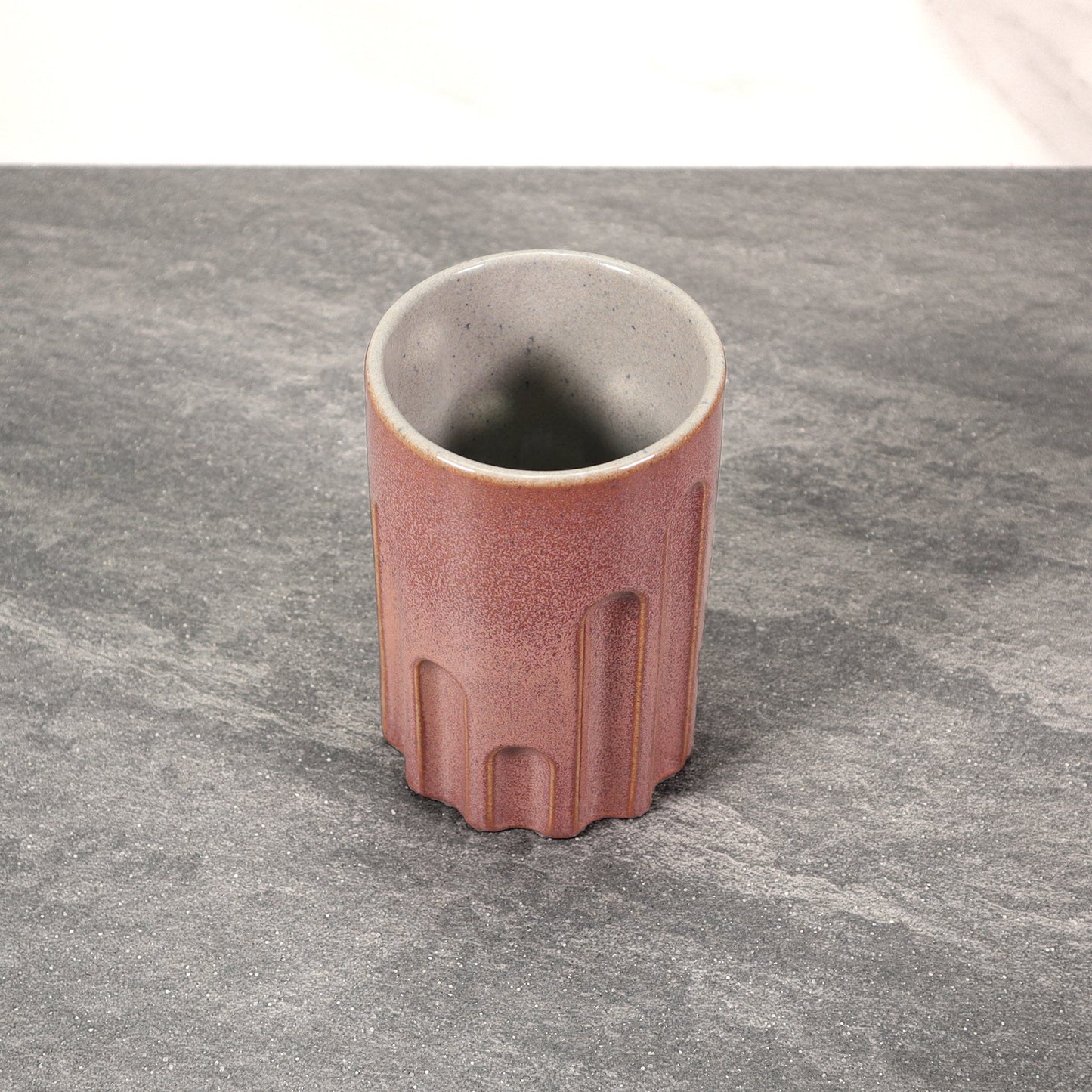 Red Exterior / Gray Interior 16 oz Round Indented Stoneware Cup